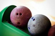 surprise-bowling-fun-sphere-sport-1616491.jpg