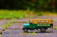 bus-one-auto-model-oldtimer-green-790617.jpg