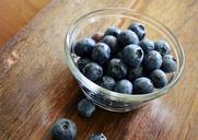 blueberries-fruit-sweet-blueberry-1424172.jpg