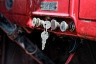 keys-dodge-old-retro-process-651019.jpg