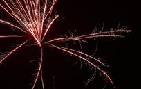 fireworks-radio-new-year-s-eve-604102.jpg