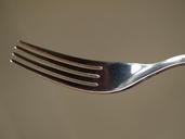 fork-cutlery-metal-fork-eat-close-334900.jpg