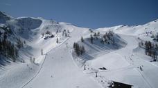 ski-run-winter-sports-mountains-466225.jpg