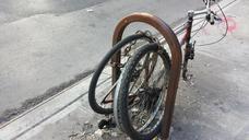 new-york-bike-broken-646426.jpg