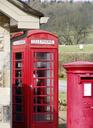 england-rural-phone-booth-mailbox-662923.jpg