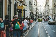 Crowd_Waiting_on_Tram.jpg