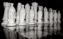 chess-game-chess-black-white-216599.jpg