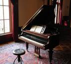 piano-music-classical-vintage-601386.jpg