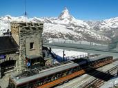 zermatt-matterhorn-switzerland-1357164.jpg