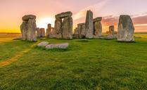 sunrise-stonehenge-ancient-sky-938998.jpg