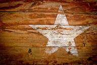 wood-grain-star-paint-grained-1213664.jpg