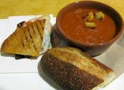 soup-sandwich-bread-tomato-bisque-425270.jpg