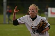 sports-softball-pitcher-throw-1431641.jpg