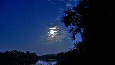 river-moonlight-summer-624076.jpg