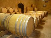 barrels-cave-wine-saint-emilion-874171.jpg