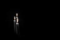 candles-mourning-candlelight-memory-633388.jpg