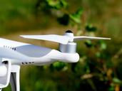 drone-quadcopter-quadrocopter-1579121.jpg