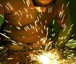 construction-worker-torch-cutting-664973.jpg