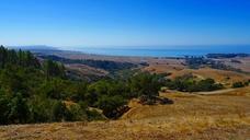 ranch-way-to-hearst-castle-castle-1043048.jpg