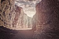 valley-of-fire-canyon-rocks-sun-1390258.jpg