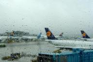 airport-rain-farewell-sad-distant-1028243.jpg