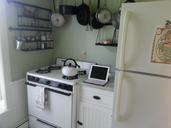 kitchen-ipad-stove-old-fashioned-610736.jpg