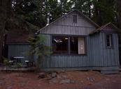 Cabin at priest lake Idaho.jpg