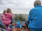 picnic-baltic-sea-children-papa-348126.jpg