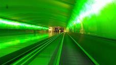 green-tunnel-airport-pathway-556264.jpg