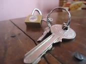 keys-lock-padlock-key-security-184460.jpg