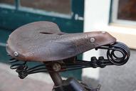 bicycle-saddle-learn-old-antique-1439680.jpg