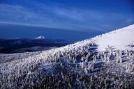 Cascade mountain range Oregon.jpg