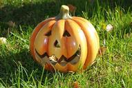 ceramic-pumpkins-faces-halloween-220101.jpg