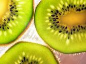 kiwi-fruit-cut-chopped-sweet-102707.jpg