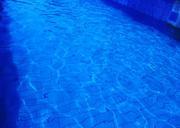 swimming-pool-water-summer-view-455797.jpg