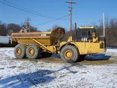 Caterpillar dump truck.jpg