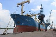 ship-boat-crane-transport-436790.jpg