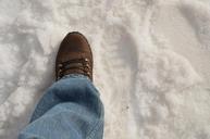 footprints-ice-cold-snow-584615.jpg