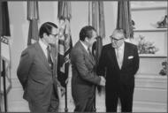 President_Nixon_meeting_with_Attorney-General_Eliott_Richardson_and_FBI_Director-designate_Clarence_M._Kelly_-_NARA_-_194514.tif