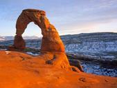 rock-arch-delicate-arch-581318.jpg