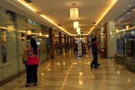 mall-hallway-mall-shopping-mall-218207.jpg