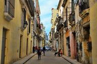 cuba-alley-cuban-road-alive-1249331.jpg