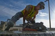 construction-worker-laborer-646460.jpg