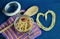 spaghetti-pasta-noodles-eat-lunch-1278853.jpg