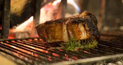 steak-rib-wood-rosemary-fiorentina-1359897.jpg