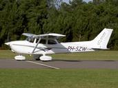 PH-SZW Cessna 172 S pic1.JPG