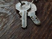 keys-set-of-keys-key-chain-1315408.jpg