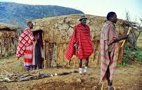 kenya-masai-mara-maasai-warrior-1488122.jpg