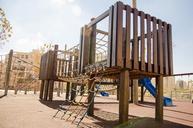 playground-fun-sunlight-702823.jpg