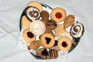 cookie-christmas-cookies-small-cakes-590979.jpg